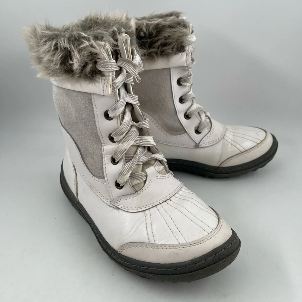Merona Girls White Faux Leather Faux Fur Trim Winter Snow Boots - Size 6